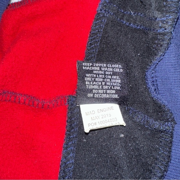 Marvel Blue and Red Star Hoodie - Picture 5 of 6